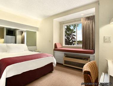 Quality Inn & Suites Watertown Fort Drum Calcium Pokoj fotografie